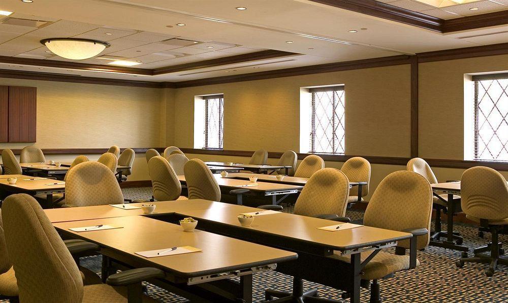 Sheraton Framingham Hotel & Conference Center Exterior photo